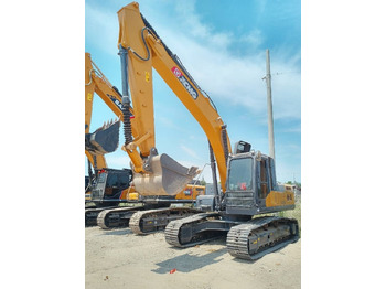Excavadora de cadenas XCMG XE 215 DA: foto 2 Excavadora de cadenas XCMG XE 215 DA: foto 2