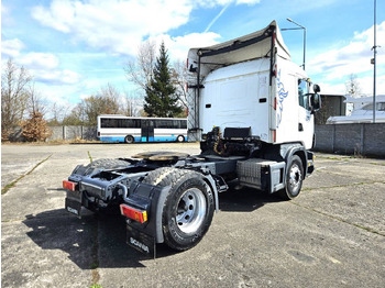 Cabeza tractora Scania 124L420 PDE - 2003 - retarder - airco- manual 124L420 PDE - 2003 - retard: foto 5