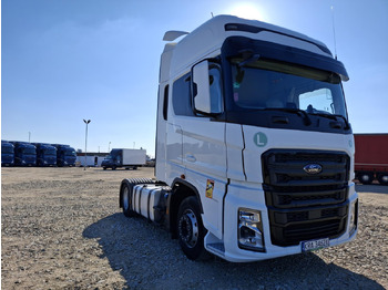 Cabeza tractora FORD