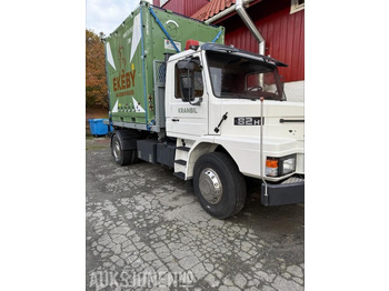 Camión caja abierta SCANIA T82