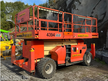 Plataforma elevadora JLG