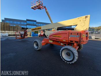 Plataforma elevadora JLG