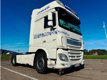Cabeza tractora DAF XF 530