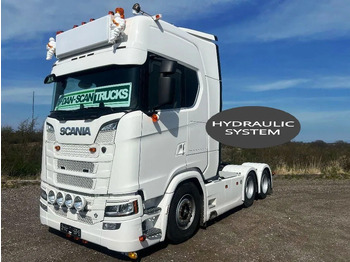 Cabeza tractora SCANIA