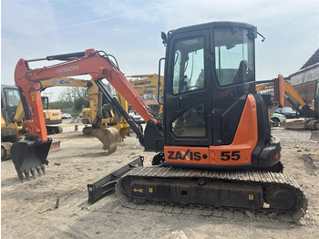 Miniexcavadora HITACHI ZX55