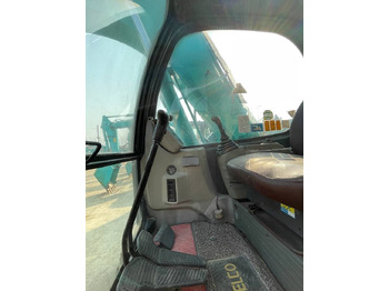 Excavadora de cadenas Kobelco SK 135: foto 2