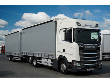 Camión lona SCANIA S 450