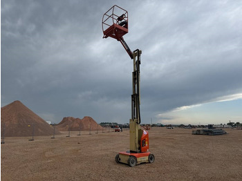Plataforma de mástil vertical JLG