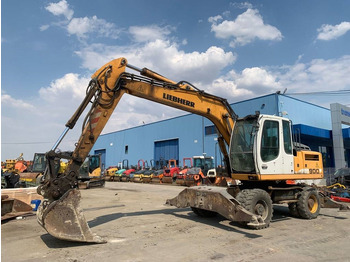 Excavadora de ruedas LIEBHERR A 900
