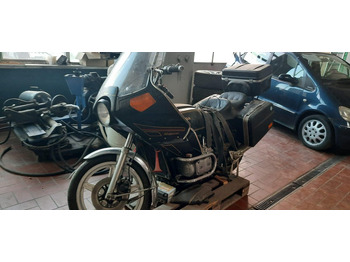 Motocicleta HONDA