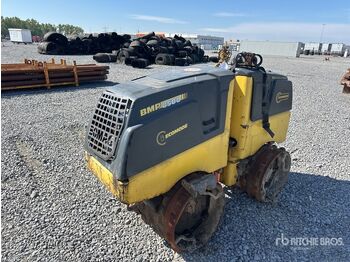 Mini compactadora BOMAG