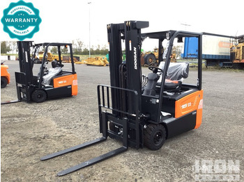 Carretilla elevadora eléctrica DOOSAN