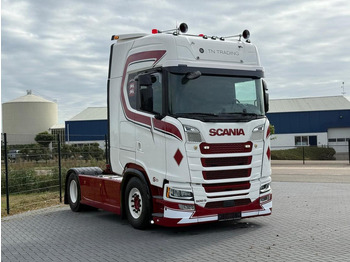 Cabeza tractora SCANIA S 500