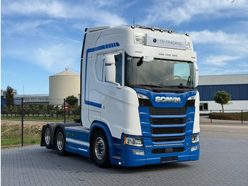 Cabeza tractora SCANIA S 650 V8