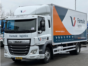 Camión caja cerrada DAF CF