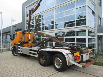 Multibasculante camión, Camión grúa Scania P 320 B 6x2*4 + HMF 835 + HYVA Haakarm: foto 4