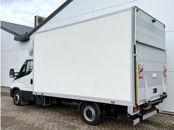 Furgoneta Iveco Daily 35S18 3.0 Automaat Laadklep LED Climate Bakwagen Meubelbak Koffer Control Adaptieve Cruise Control Standkachel Camera Navigatie: foto 2 Furgoneta Iveco Daily 35S18 3.0 Automaat Laadklep LED Climate Bakwagen Meubelbak Koffer Control Adaptieve Cruise Control Standkachel Camera Navigatie: foto 2