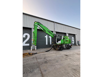 Manipulador de materiales SENNEBOGEN