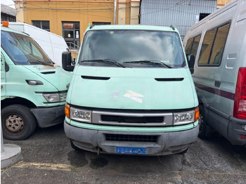 Minibús IVECO