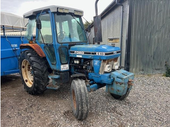 Tractor FORD