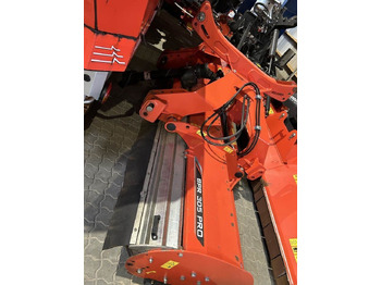 Desbrozadora de martillos KUHN