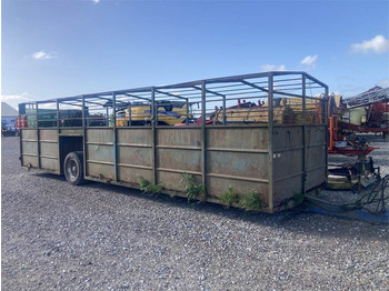 Transporte de ganado remolque