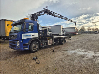 Camión grúa VOLVO FM 330