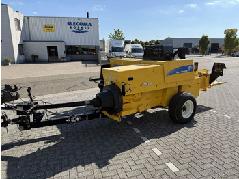 Empacadora de pacas cuadradas NEW HOLLAND