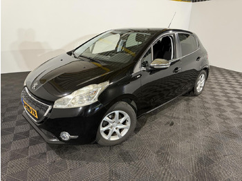 Hatchback PEUGEOT
