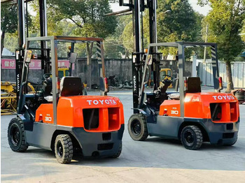 Carretilla elevadora diésel TOYOTA
