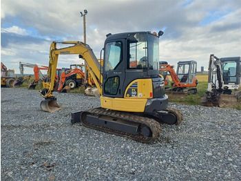 Miniexcavadora Komatsu pc50mr-2 Engcon pyörittäjällä: foto 3
