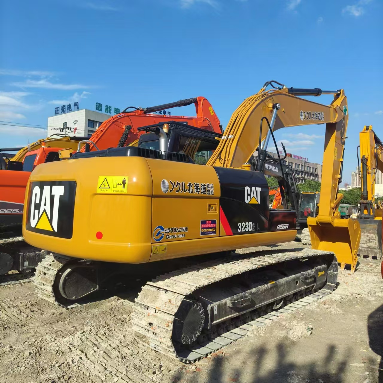 Excavadora de cadenas CATERPILLAR 323D