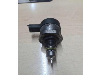 Válvula BOSCH- REGULATOR CIŚNIENIA LISTWY PALIWA FORD F-MAX 500 Gc46 9H321 BA 0281006475: foto 3