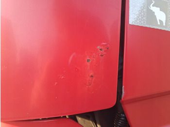 Capota para Camión VOLVO MASKA KOMPLETNA GÓRNA ATRAPA KABINY VOLVO FM 4 FMX EURO 6: foto 3 Capota para Camión VOLVO MASKA KOMPLETNA GÓRNA ATRAPA KABINY VOLVO FM 4 FMX EURO 6: foto 3