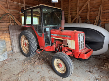 Tractor INTERNATIONAL