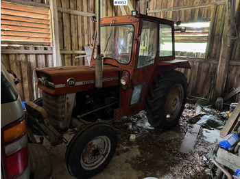 Tractor MASSEY FERGUSON 1000 series