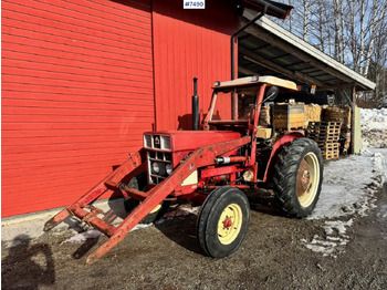 Tractor INTERNATIONAL