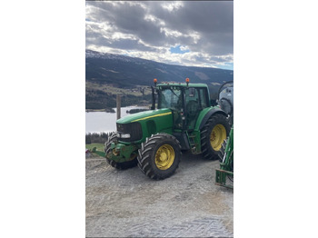 Tractor JOHN DEERE 6820