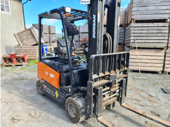 Carretilla elevadora DOOSAN