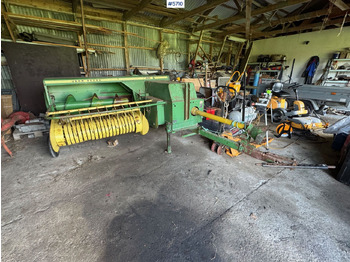 Maquinaria de henificación JOHN DEERE