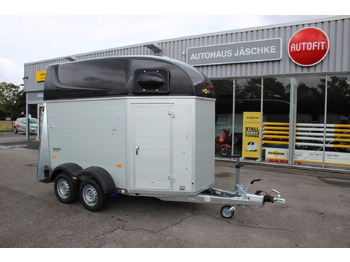 Transporte de ganado remolque HUMBAUR