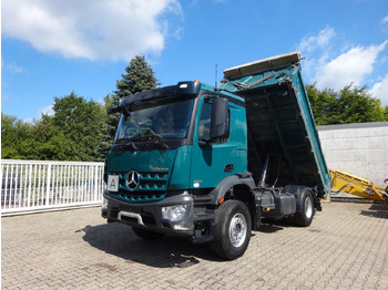 Volquete camión MERCEDES-BENZ Actros