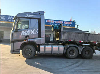 Cabeza tractora SINOTRUK HOWO