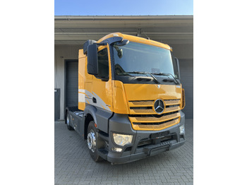 Cabeza tractora MERCEDES-BENZ Actros 1845