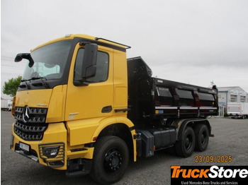Volquete camión MERCEDES-BENZ Arocs 3351