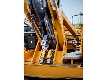 Grúa torre LIEBHERR