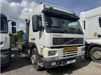 Camión VOLVO FM12