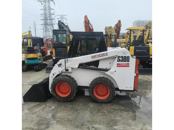 Minicargadora BOBCAT S300