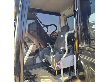 Excavadora de cadenas Caterpillar 323DL: foto 4