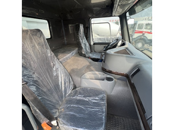 Camión caja cerrada nuevo SINOTRUK HOWO: foto 3